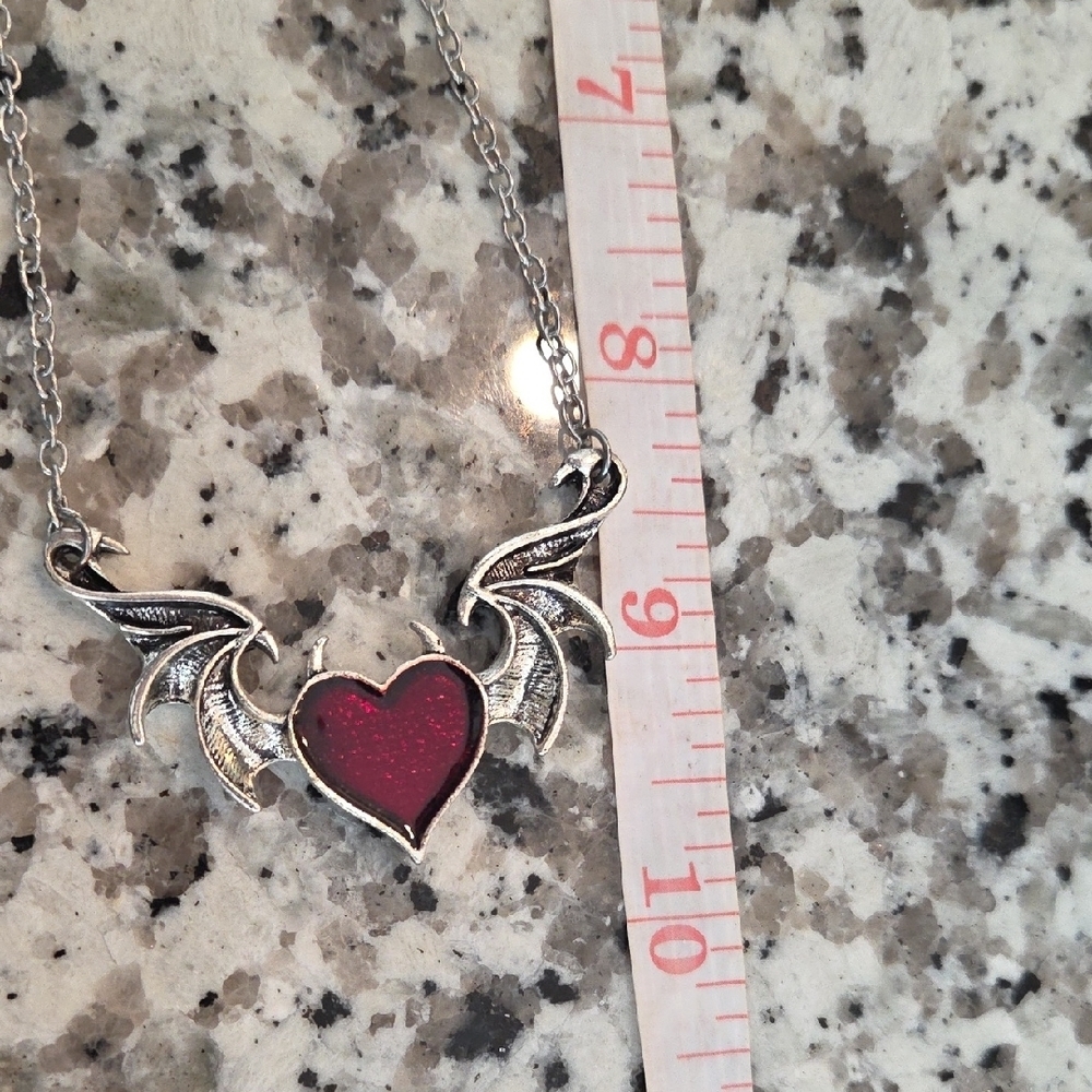 Source Unknown Silver Necklace with Dark Red Heart and Wings - Picture 5 of 5